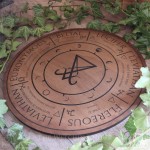 Roue de l'année des rite des démons en démonolatrie, rituels pour Lucifer, Léviathan, Flereous, Euronymous et Belial