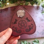 Planche ouija ornée de chat, d'un pentacle et de motifs victoriens, en bois couleur prune