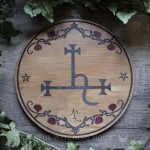 Ornement d'autel sigil de Lilith en bois avec sceau de Lilith Dukante pour rituel et magie, outil ésotérique