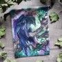 Pochette en velours avec corbeau et croissant de lune