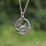 Pendentif loup entouré d'un ouroboros et d'une pierre, bijou païen