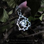 Pendentif triquetra celtique artisanal, noeud celtique de la trinité, croix des sorcières
