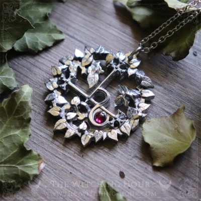 Pendentif sigil de Lilith avec grenat naturel, collier sceau de la déesse Lilith, bijou ésotérique