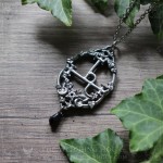 Pendentif sigil de Lilith avec pentacle et goutte noire, bijou ésotérique et gothique artisanal