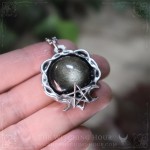 Collier pentacle avec obsidienne dorée, bijou gothique et occulte artisanal