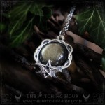 Collier pentacle avec obsidienne dorée, bijou gothique et occulte artisanal