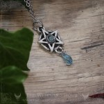 Collier pentacle en calcédoine, bijou ésotérique et gothique artisanal