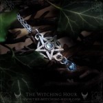 Collier pentacle en calcédoine, bijou ésotérique et gothique artisanal