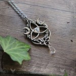 Collier triquetra elfique, bijou gothique artisanal