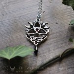 Collier triquetra elfique, bijou gothique artisanal