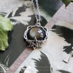 Collier pentacle avec obsidienne dorée, bijou gothique et occulte artisanal