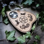 Wooden uija planchette with cats and a pentagram, gothic home decor, cabinet of curiosities, spiritualism