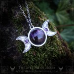 Collier triple lune et triquetra en améthyste, bijou gothique fait main