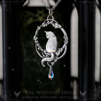 Cat necklace with elvish interlacing, handmade jewelry for pet lovers