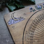Cadran échelle de Bovis pour pendule divinatoire et radiesthésie fait main en bois gravé