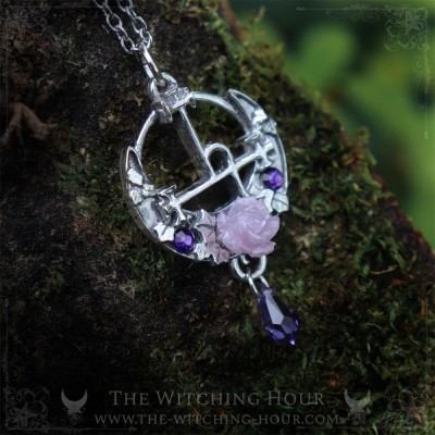 Collier sigil de Lilith avec rose et croissant de lune, bijou mystique fait main, occulte, witchy, Luciférien