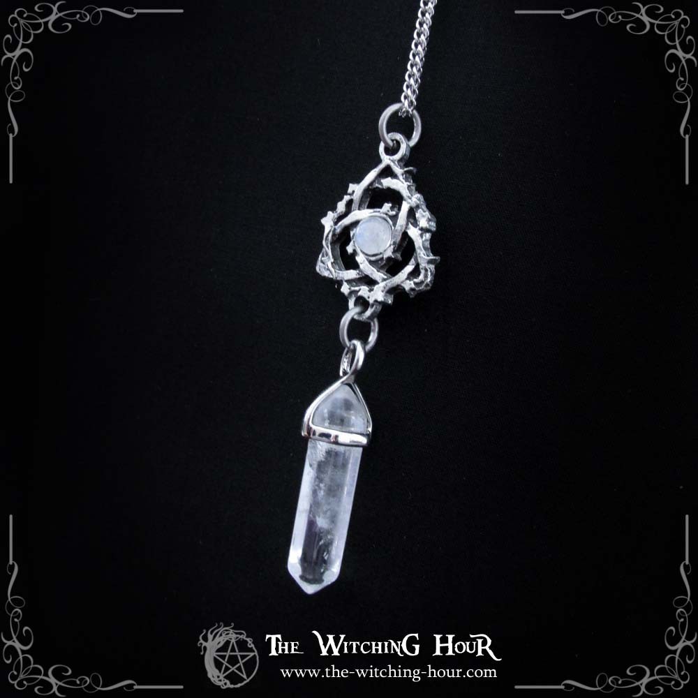 Triquetra pendulum necklace "Ivyana Luneria" - rock cristal