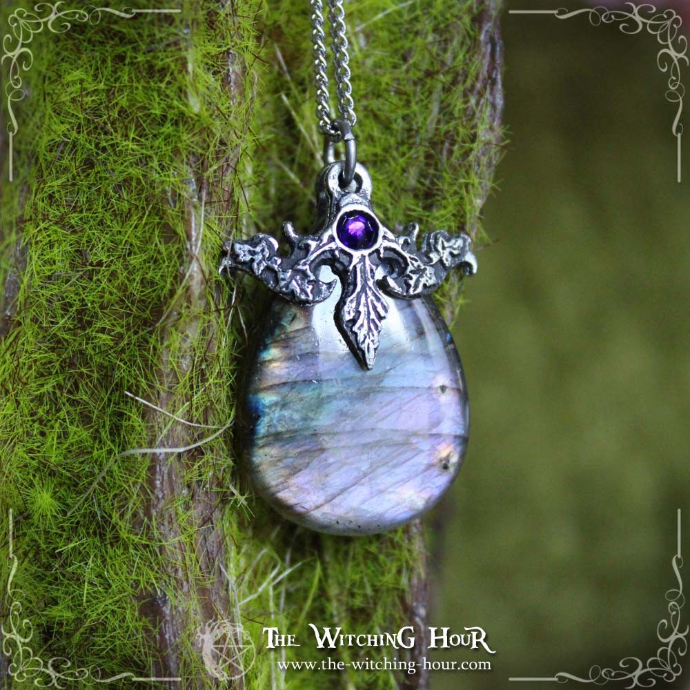 Pendentif en labradorite violette