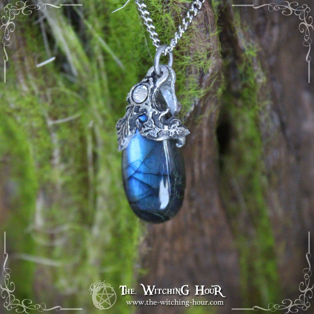 Pendentif en labradorite bleue