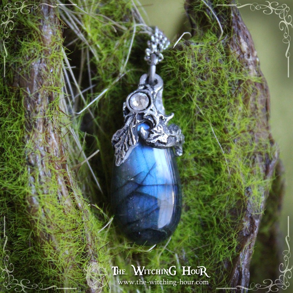 Pendentif en labradorite bleue