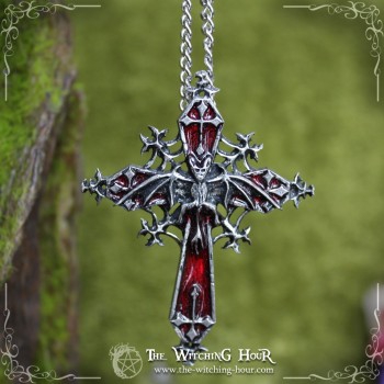"The Fangassius" gothic cross pendant
