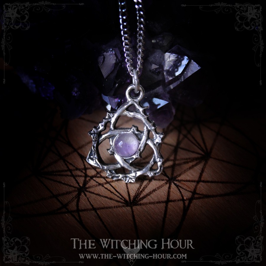 Triquetra pendant with amethyst