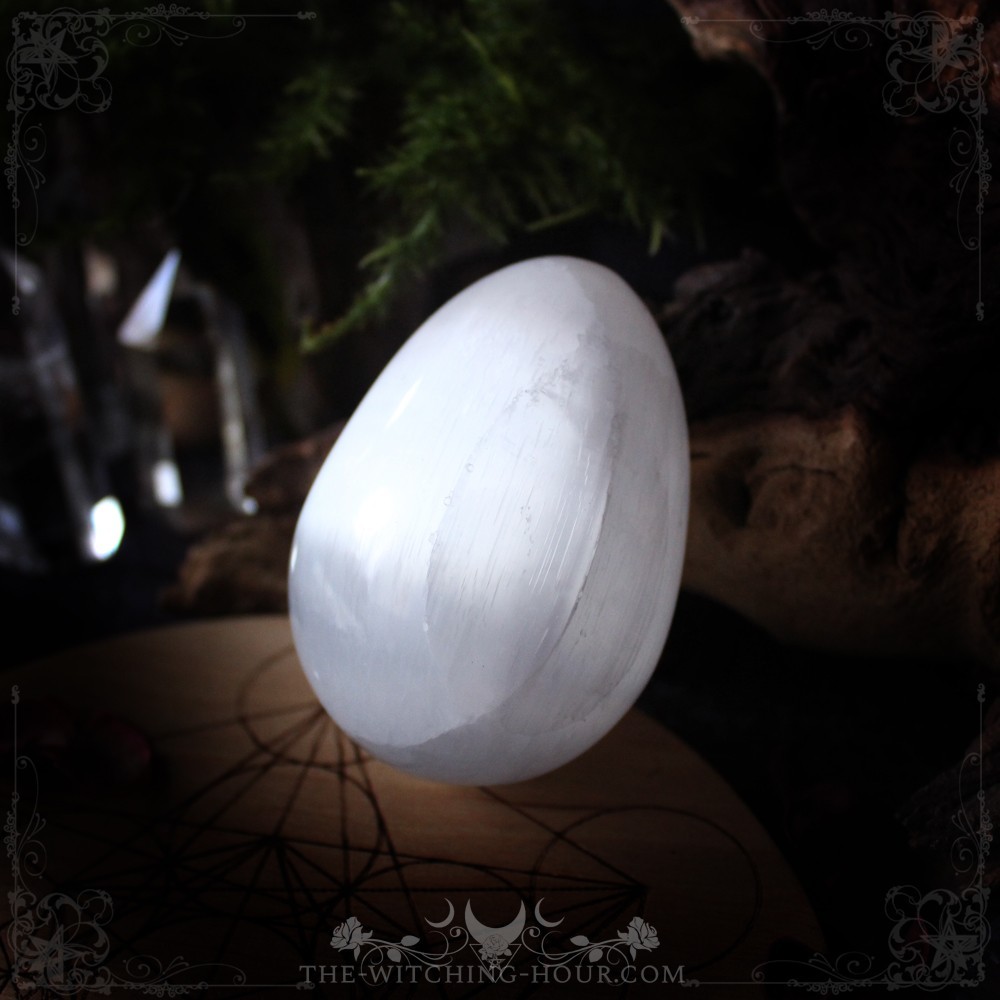 Selenite egg