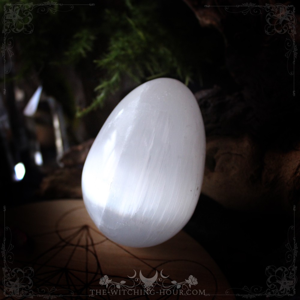 Selenite egg