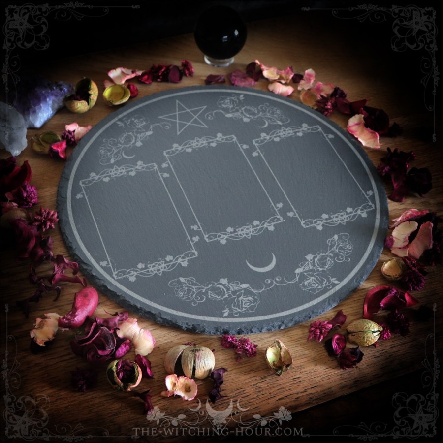 Tarot and oracle spread board - engraved slate