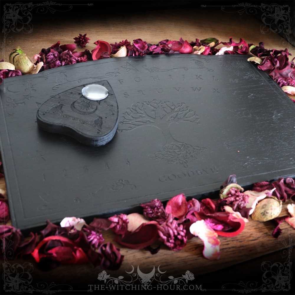 Black wooden ouija board "Raven's Wisdom"