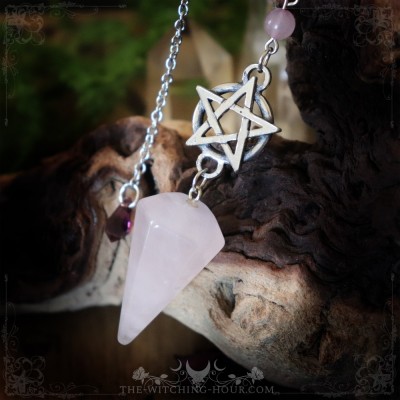 Pendule divinatoire en quartz rose