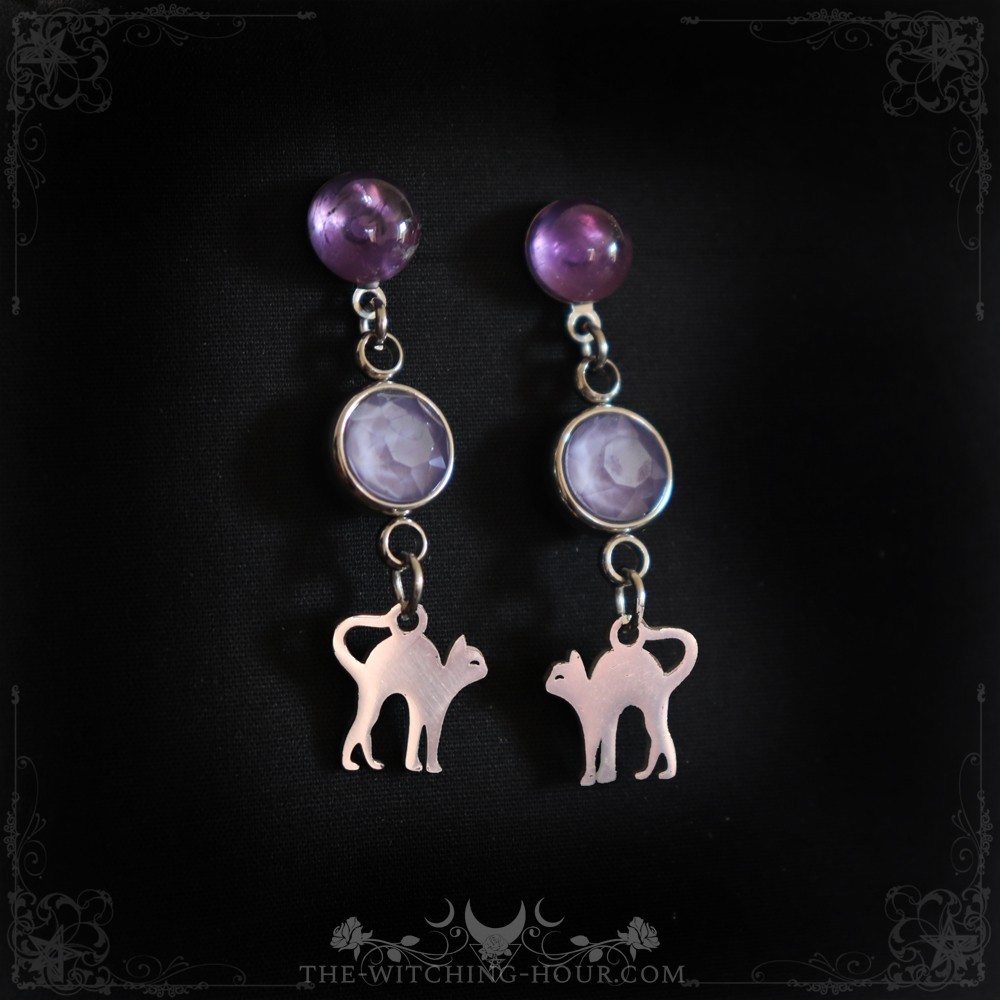 Cat earrings with amethyst