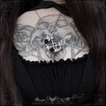 Pendentif sigil de Lilith avec roses, bijou occulte witchy
