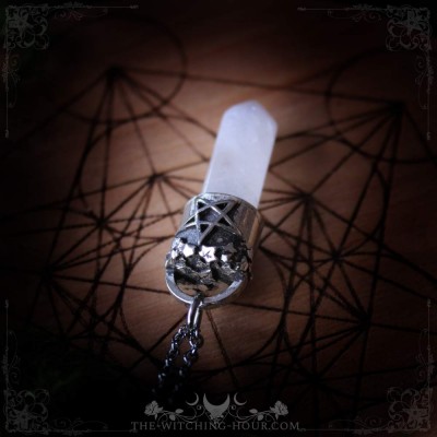 Pendentif en pointe de quartz