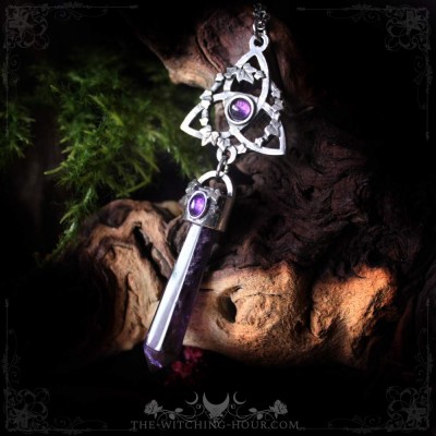 Collier pendule triquetra en améthyste