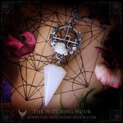 Collier pendule sigil de Lilith "Givre de Lune"