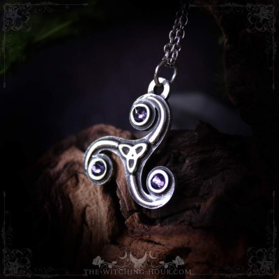 Celtic pendant triskel