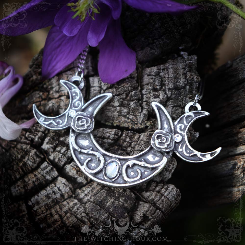 Collier triple lune Collier triple lune