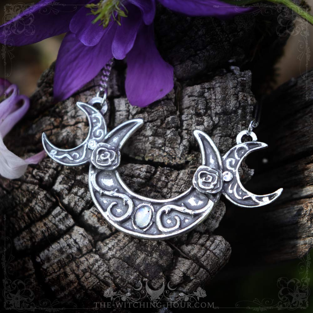 Collier triple lune