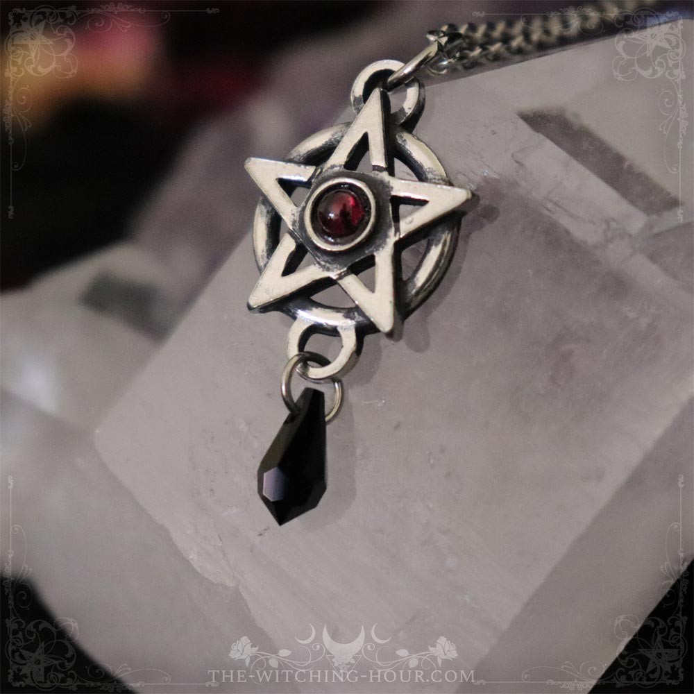 Collier pentacle en grenat