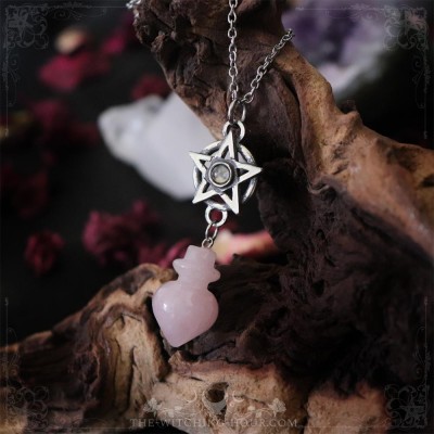 Collier pendule pentacle en quartz rose