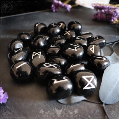 Runes artisanales en obsidienne