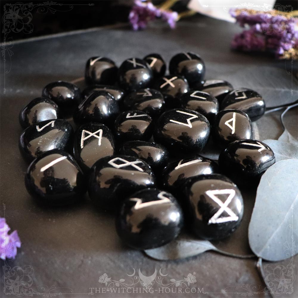 Runes artisanales en obsidienne