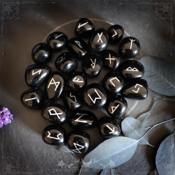 Runes artisanales en obsidienne