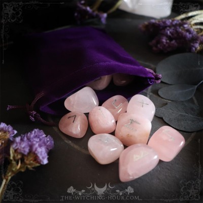 Runes artisanales en quartz rose