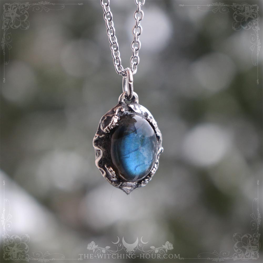 Pendentif en labradorite bleue