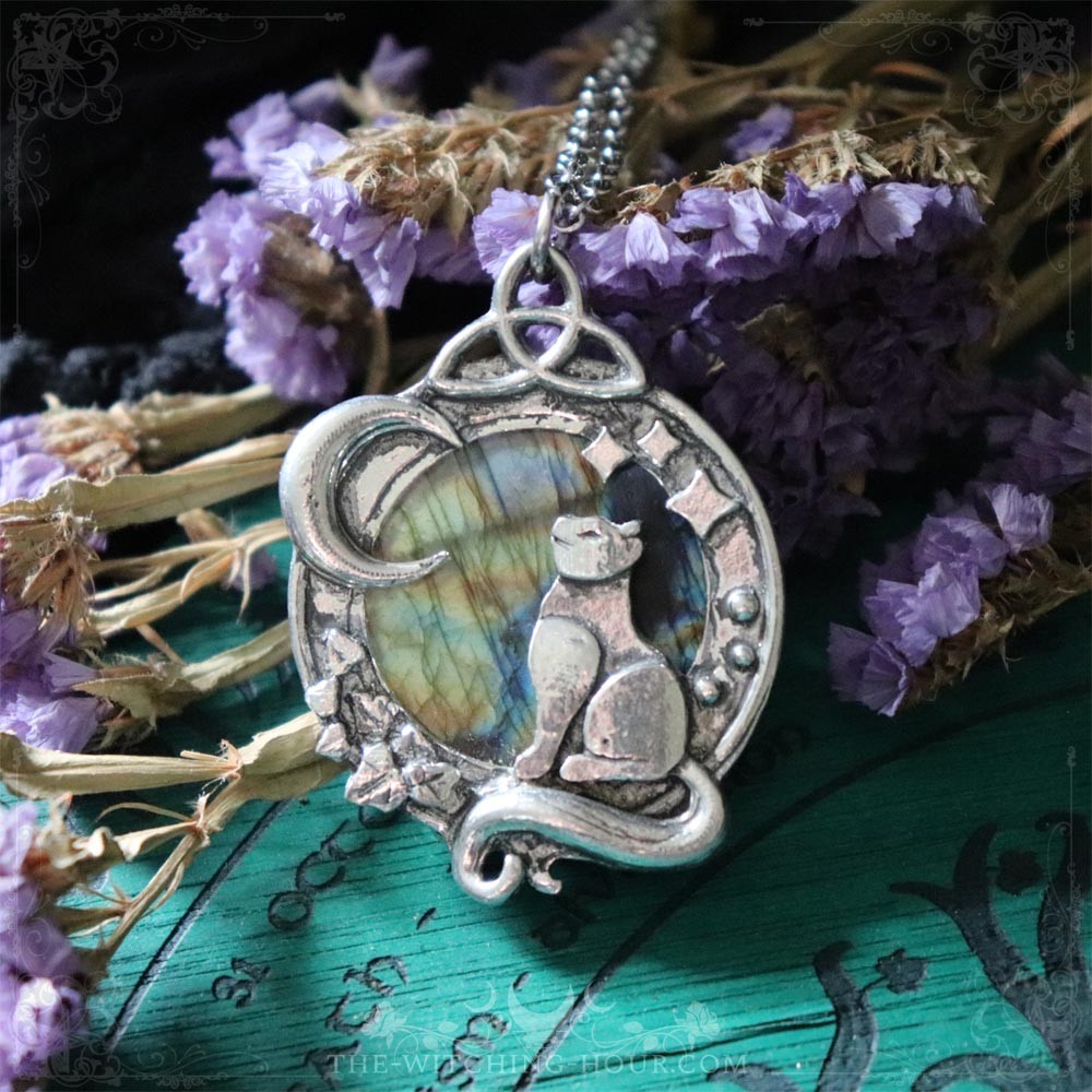 Pendentif chat et lune