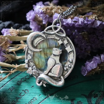 Pendentif chat et lune