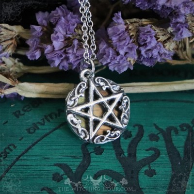 Pentagram necklace