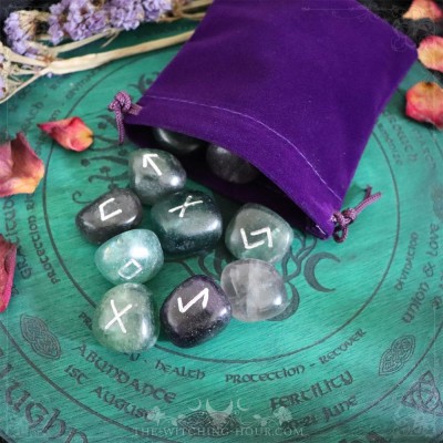 Runes en fluorite